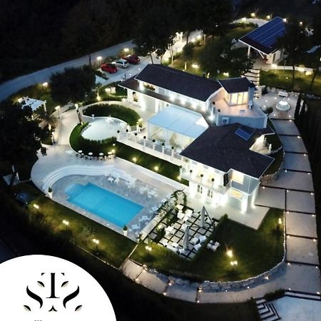 Tenuta Santo Stefano Azienda Agrituristica Santo Stefano del Sole Экстерьер фото