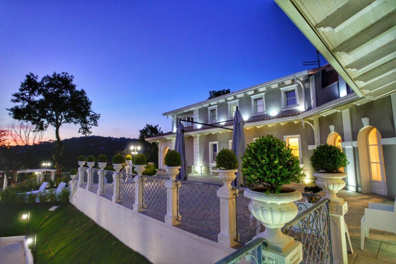 Tenuta Santo Stefano Azienda Agrituristica Santo Stefano del Sole Экстерьер фото