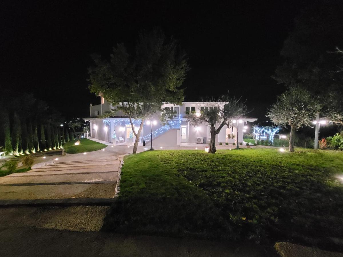 Tenuta Santo Stefano Azienda Agrituristica Santo Stefano del Sole Экстерьер фото