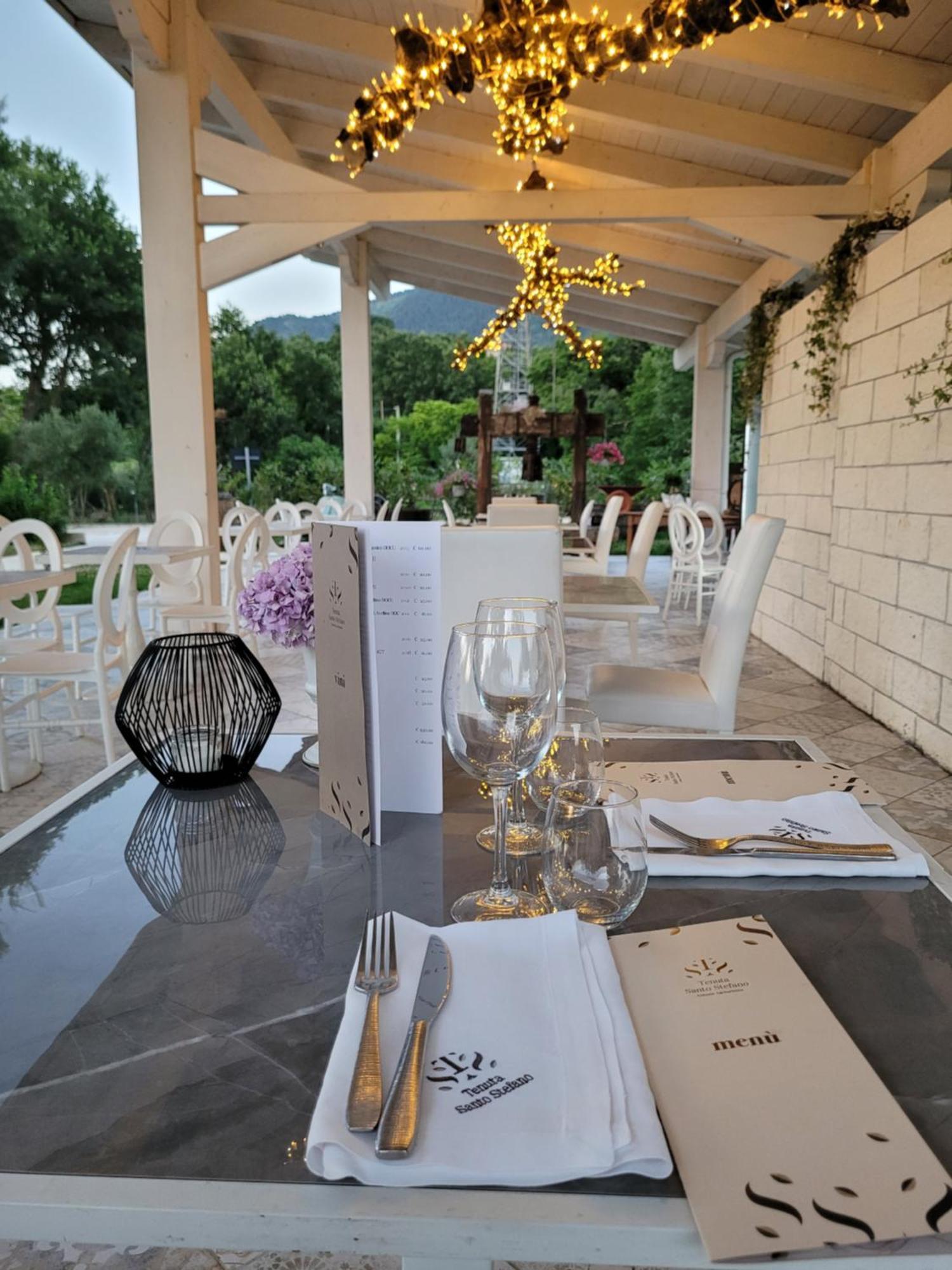 Tenuta Santo Stefano Azienda Agrituristica Santo Stefano del Sole Экстерьер фото